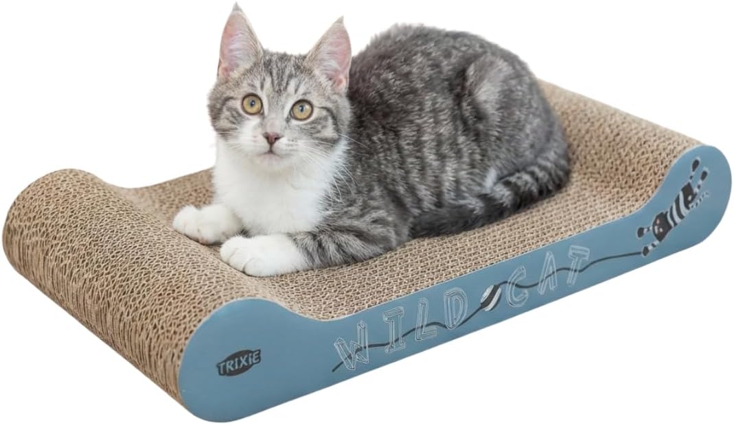 TRIXIE Carton griffoir Wild Cat – griffoir pour chats en carton ondulé solide avec herbe à chat - 41 × 24 × 7 cm - pour l’entretien des griffes & l’occupation - 48000